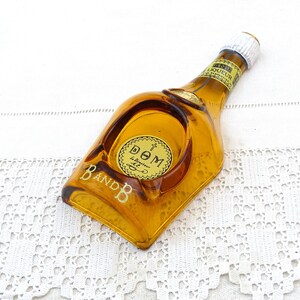 Vintage Pressed Amber Glass Promotional Ashtray for B and B Liqueur Shaped as a Bottle, Retro Barware Adverting, Old Style Man Cave Decor