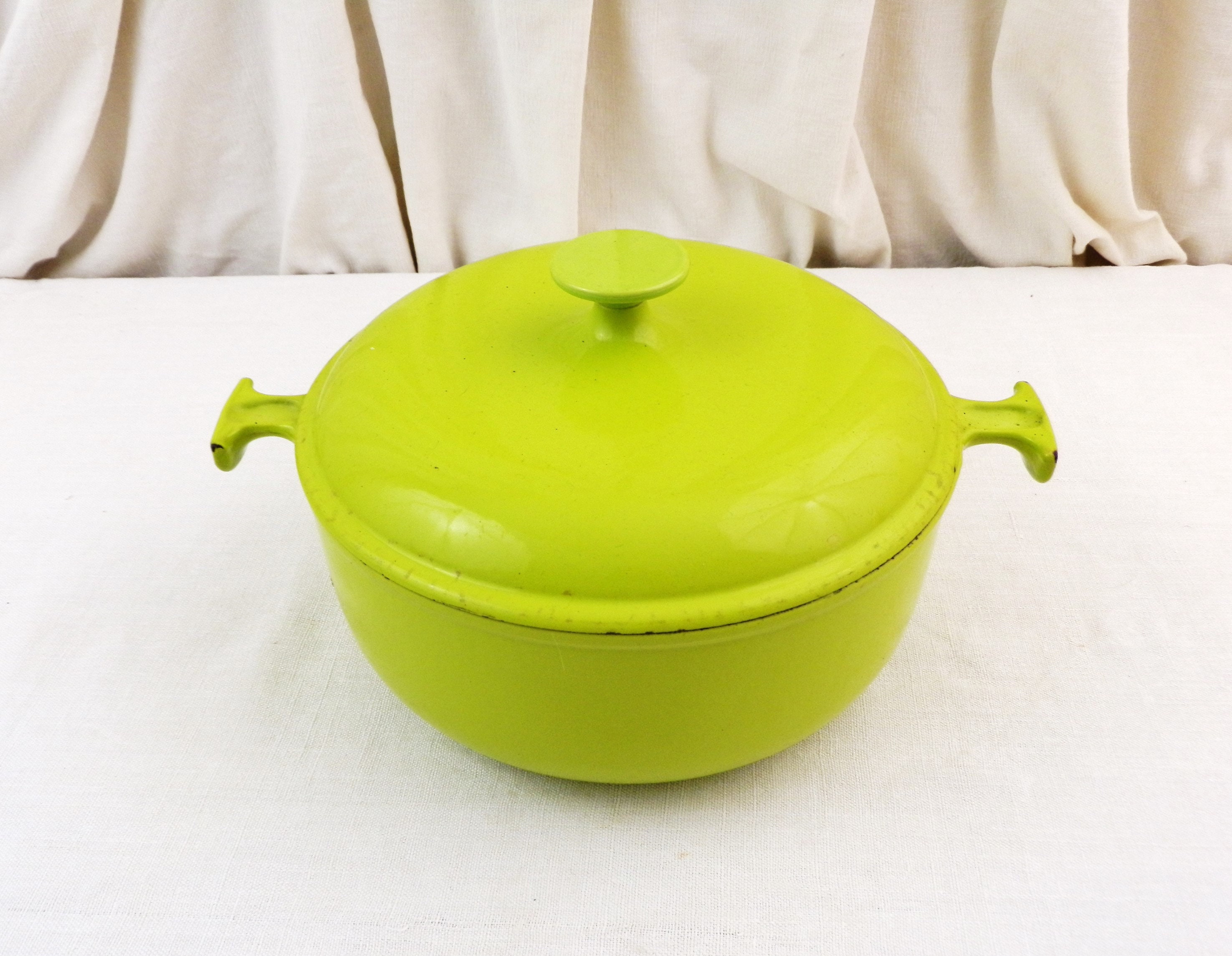 lys pære gentagelse aktivitet Vintage 1970s French Le Creuset Apple Green Cast Iron Enamelware Cooking  Pot by Italian Designer Enzo Mari Number 23, Kitchenware
