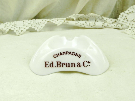 Vintage White Milk Glass 1960s Mid Century Champagne House Ed.Brun & Cie Ashtray, 60s Collectible Ash Tray from France, Retro  Tobacciana