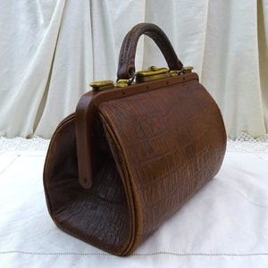 French Leather Gladstone Doctors Bag Woody Brown, Travel | Jan's Vintage Stuff - Chicago, IL