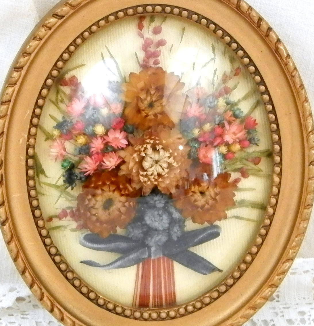 Vintage Oval Domed Glass Picture Frame with Dried Flower Composition