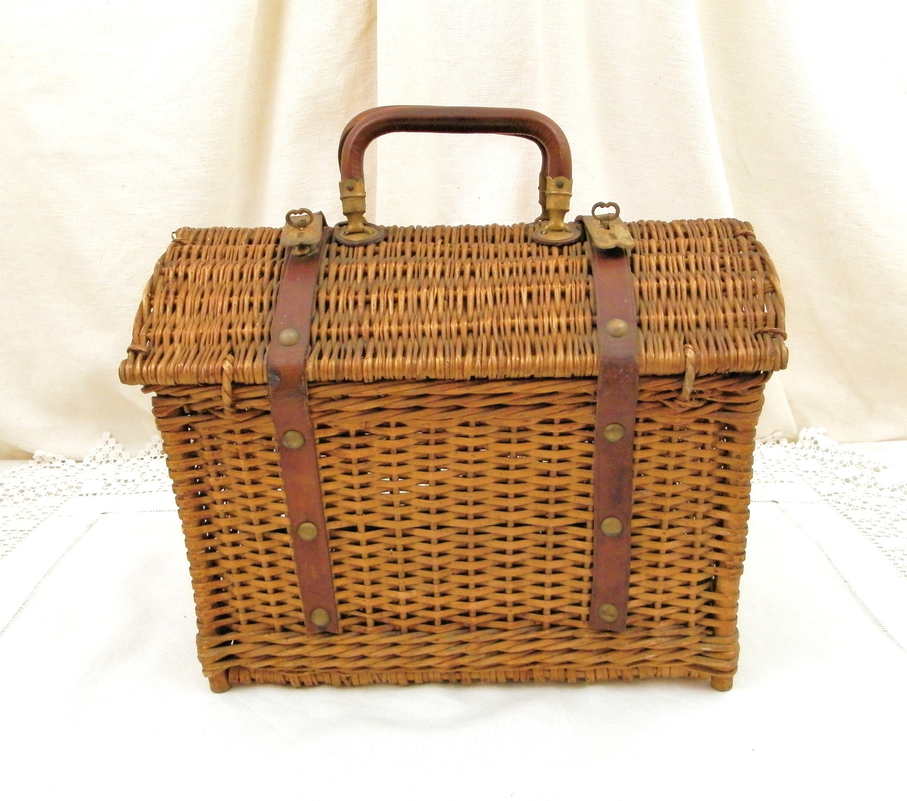 Antique French Wicker Picnic Basket by Champagne House Coste Folcher with Leather Handle and