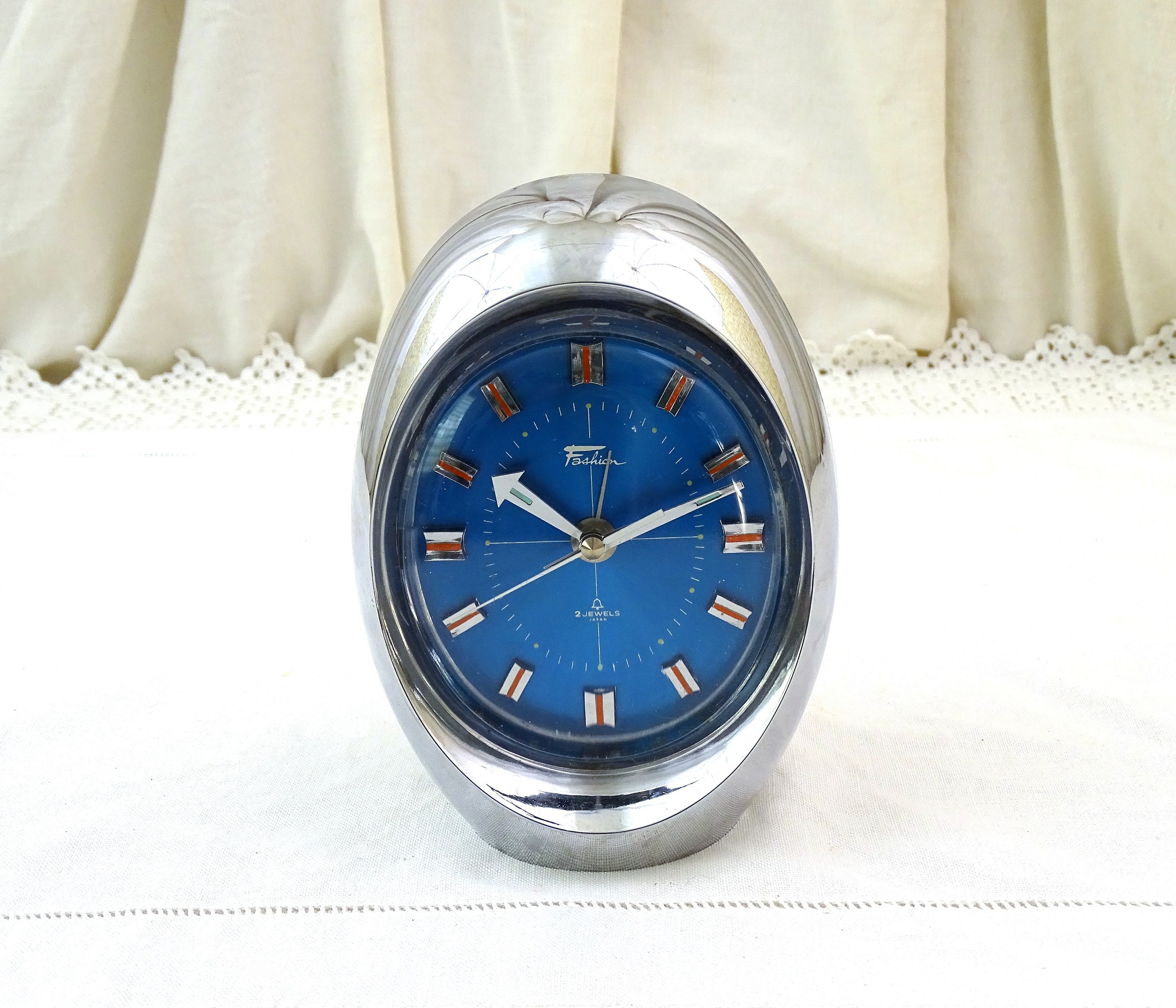 Vintage Mid Century Modern Working Silver Oval Mechanical Alarm Clock