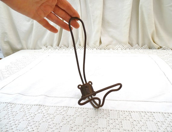 Antique French Metal Wire Hat and Coat Wall Mounted Hook, Retro Clothes Hanging Accessory from France, Industrial Rusty Home Decor