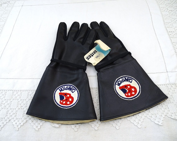 Vintage Unused 1970s  1980s Black Vinyl Moped Gauntlet Gloves Size 8, Retro Motorcycle Hand Protection France, French Champion Biker Fashion