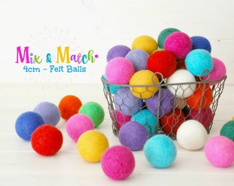 4 CM Wollfilz Pom-Poms - Regenbogen - 100% Wollfilz-Pom-Poms - (4cm / 40mm) - Mehrfarbige Filz-Pom-Poms - Pastell-Jumbo-Bälle - Mix & Match-Bälle