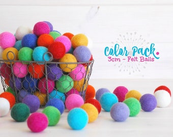 10 Medium Felt Balls - 3CM Wool Felt Balls - 100% Wool Felt Balls -  (3cm/30mm) - Wool Felt Balls - Felted Balls - 3CM Wool Felt Pom Poms