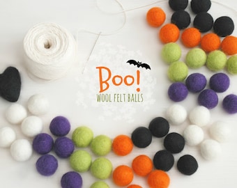 Halloween Felt Balls  - 100% Wool Felt Balls - 50 Wool Felt Balls - 2cm Felt Balls - Halloween Garland - Halloween Pom Poms - Halloween Fun