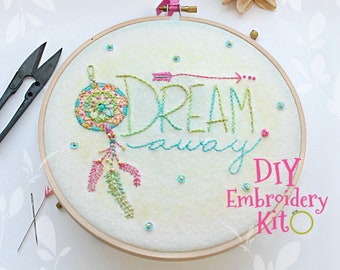 Dream Catcher Embroidery Patterns - DIY Embroidery Kit - Cute Stitching Sampler Patterns - DIY Stitching Kit - Iron On Dream Catcher - DIY