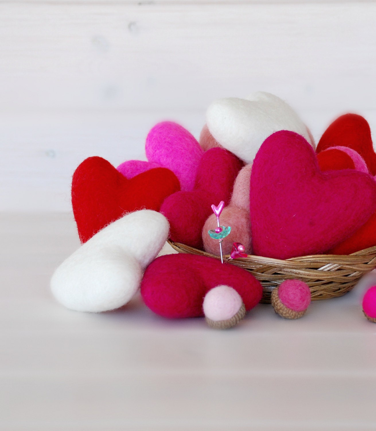 Wool Felt Hearts 10 Wool Felt Hearts 3-4CM/30-40MM 10 Felted Hearts Wet  Felted Hearts Single Color Bundle Choose a Color 