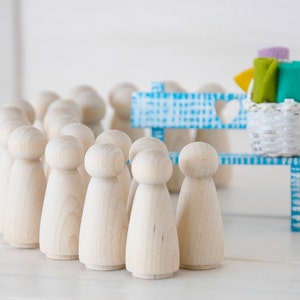 30 Wooden Peg Dolls - Unfinished Wooden People - Girl wood doll - Set of 30 wooden girls - little people girls - DIY Crafts