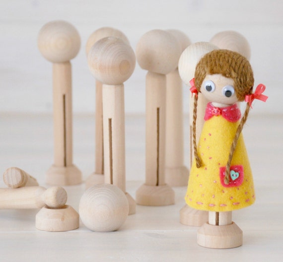 wooden clothespin dolls