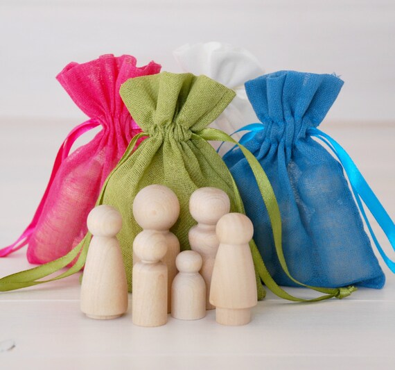 Family Of 6 Unfinished Wooden Peg Dolls: DIY Craft Supplies - Canada