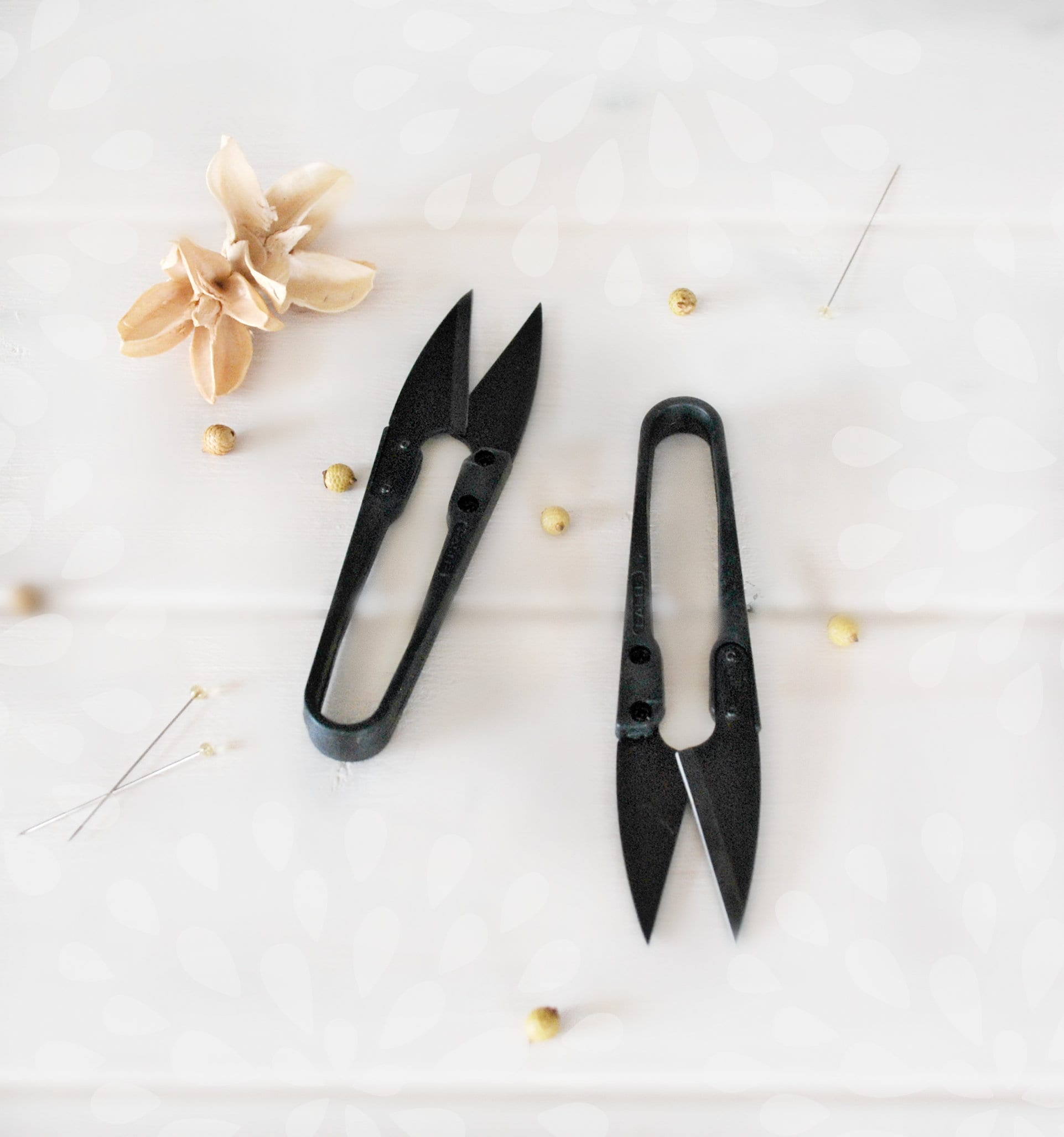 Black Embroidery Snips - Thread Snips - Approx. 4 x 3/4 - Small Black Snips  - Black Snips - U Shape Sharp Snips - Black Thread Snips