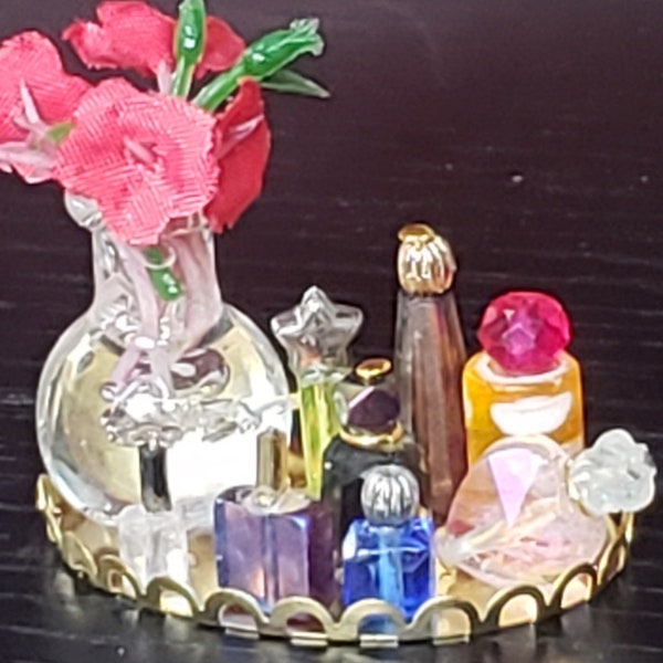 1:12 Vanity Set Dollhouse Miniatures Perfume Bottles Flower Vase Fragrance Cologne 1/12 Scale Bead Art Tiny Doll House Barbie Accessories