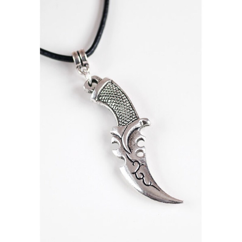 10 Tibetan Silver Tone Supernatural Dean Winchester/'s Amulet 3D Charms Pendants