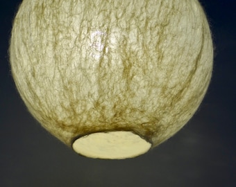 Lámpara colgante de fieltro, esfera, lámpara de fieltro, lámpara colgante blanca cálida natural de fieltro, luz colgante de lana de fieltro. Lámpara de lana cruda realizada por encargo.