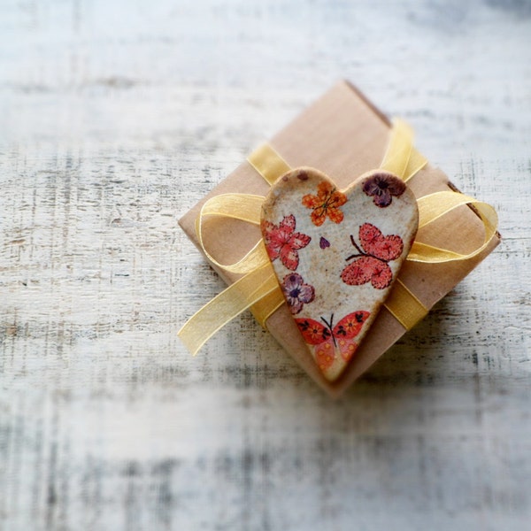 Heart magnet shabby chic cottage chic rustic home decor spring floral kitchen decor mint red purple blue Valentines day decor Valentine gift