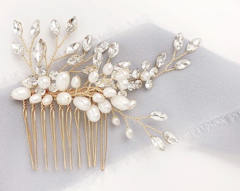 Pearl Headpiece, Wedding Hair, Gold Hair Comb, Bridal Hairpiece