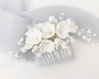 Pearl Floral Hair Comb, Wedding Hairpiece, Bridal Hairpiece