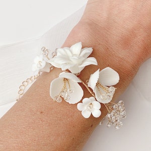 Floral Wedding Bracelet in Gold, Bridal Jewelry image 1