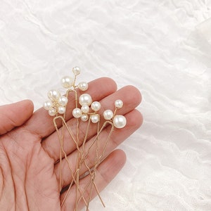 Pearl Wedding Hair Pins set in Gold for your Bridal Hair image 4