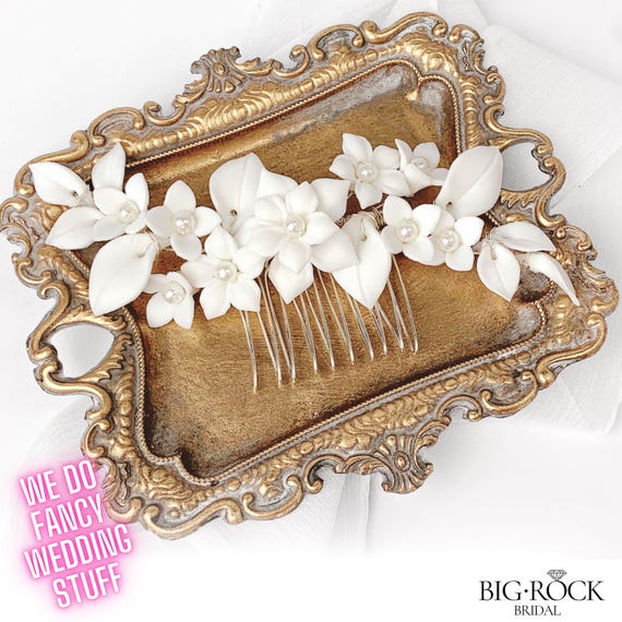Flower Hair Comb, Pearl Wedding Hair Accessories, Bridal Headpiece, Floral Hair Clip, Boho Wedding, Bride to Be Hair Piece, Veil Comb