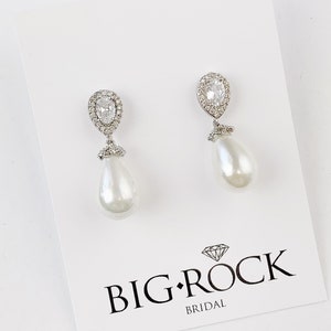 Pearl Earrings, Bridal Earrings, Dangle Earrings, Silver Earrings, Wedding image 4
