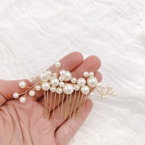 Pearl and Gold Bridal Hair Comb Pearl Hair Piece for Wedding Pearl Bridal Headpiece Silver or Rose Gold Wedding Headpiece for Bride image 4