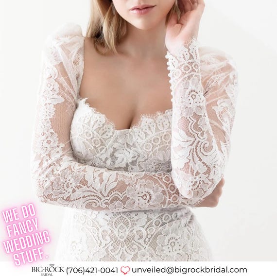 Boho Lace Fit and Flare Wedding Dress with Sleeves, Rustic Ivory Lace Wedding Gown, Women's White Bridal Dress, Plus Size Wedding Gown