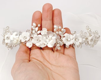 Boho Pearl Flower Crown for Wedding | Boho Floral Tiara with Pearls | Pearl Bridal Floral Tiara Headpiece | Flower Wedding Tiara for Bride