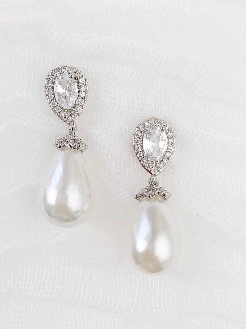 Pearl Earrings, Bridal Earrings, Dangle Earrings, Silver Earrings, Wedding image 5