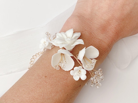 Floral Wedding Bracelet in Gold, Bridal Jewelry