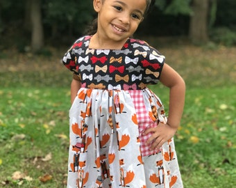 SPRING 2024 Darling Dress in Foxes & Bow ties, with pockets!