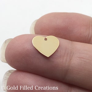 Gold Filled heart charms 10mm bulk , 10 50 100 pcs 20%OFF , gold heart charms stamping blanks , heart yellow gold fill , jewelry charms gold