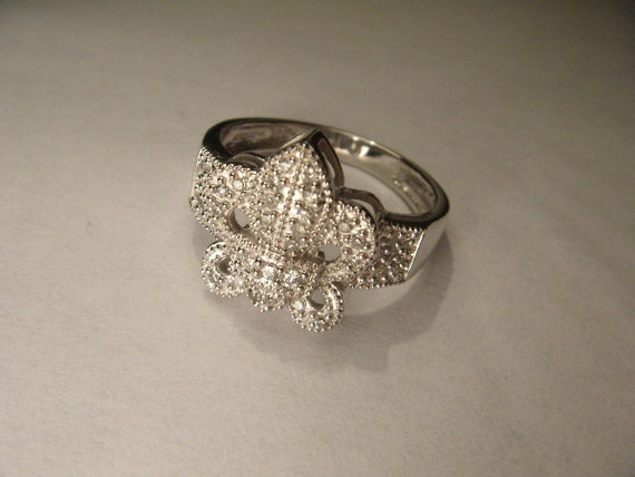 Stunning Estate 14K White Gold Diamond Fleur-de-l… - image 3