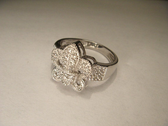 Stunning Estate 14K White Gold Diamond Fleur-de-l… - image 4