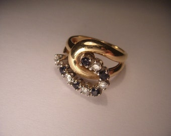 Beautiful Estate 14K Yellow Gold Diamond Sapphire Swirl Ring Band