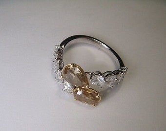 Stunning Estate 18K White Gold Fancy Oval Pear Brown Diamond Band Ring