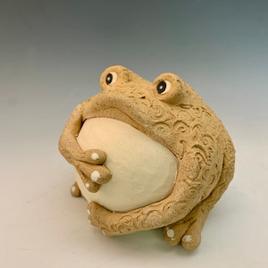 Frog,Toad,Ceramic Frog,Outdoor and Garden,Home and Living,Toad,Frog Statue,Hand Made,Ceramic Frog