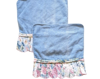 Vintage Blue Washcloth Set with Pleated Floral Fabric Trim - The Avanti Look 1978