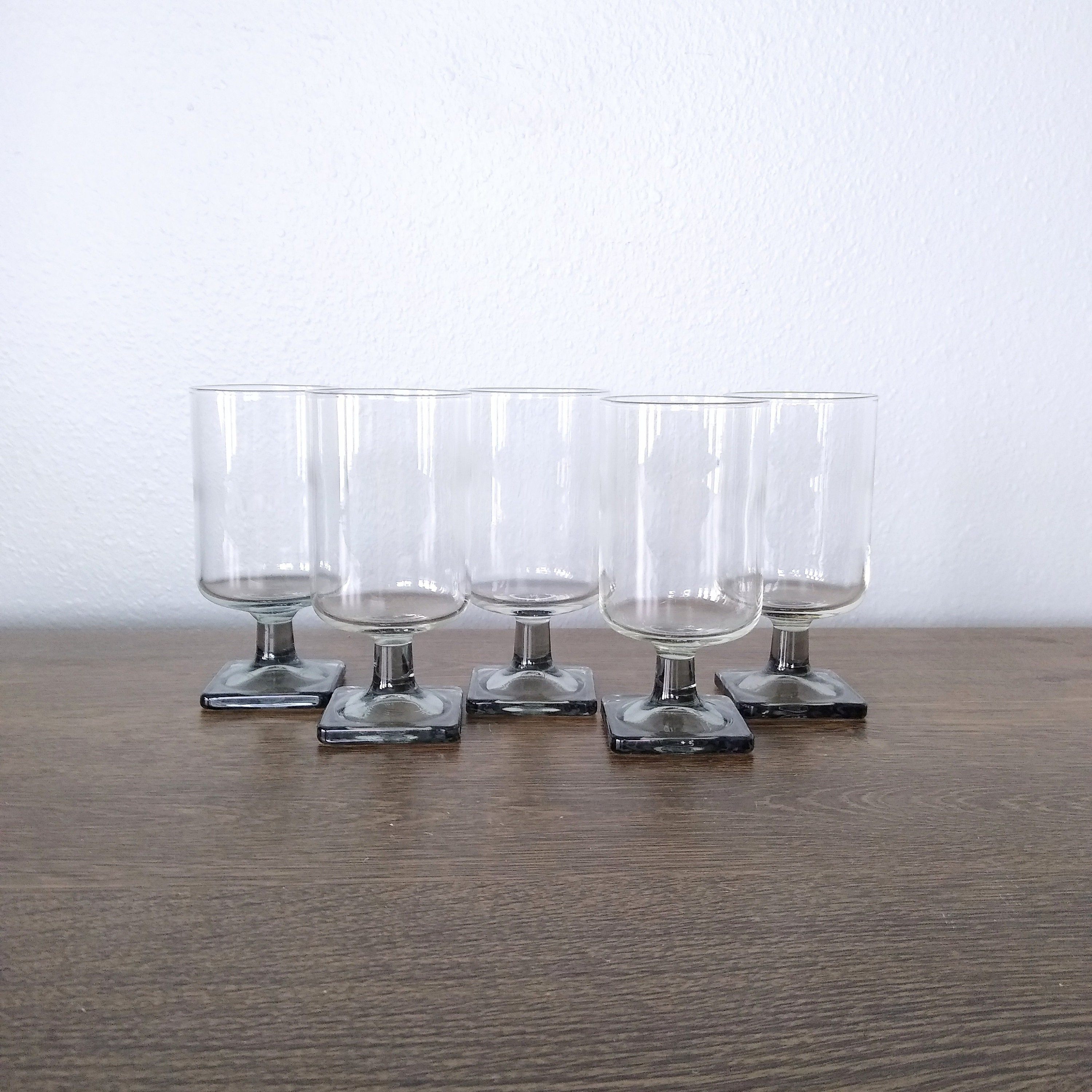 Set of Four Federal Glass Nordic Midnight Coupes MCM Vintage Cocktail/Champagne
