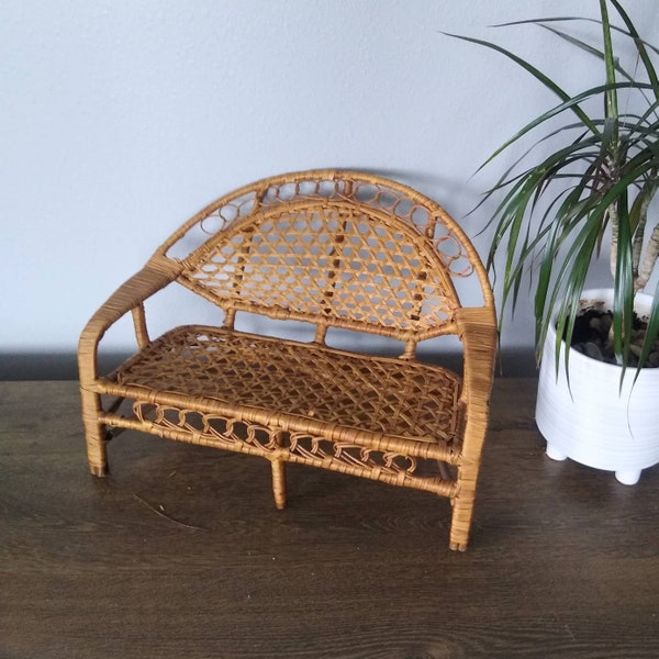 MCM vintage Petite causeuse en osier naturel et rotin - Boho vintage - Stand de plantes - Meubles de poupée