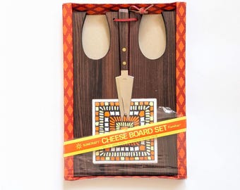 Vintage Wood Cheese Board with Inset Ceramic Tile & Cheese Knife