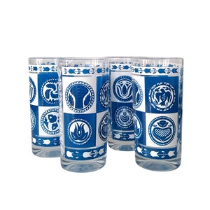 Vintage Colony Highball Glasses with Pennsylvania Dutch Design - Blue & White Glassware