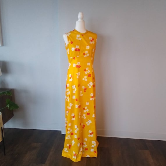 Vintage Yellow Maxi Dress - Marigold Yellow Flora… - image 2