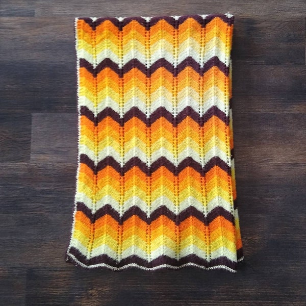 Vintage Handmade Chevron Zigzag Ripple Stitch Ombre Earth Tone Afghan Throw