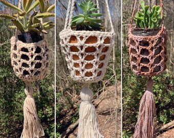 Crochet Planter Pattern - 5 Hanging Planters with Tassels // Boho Home Decor // Crochet Plant Hangers // Succulent Planter