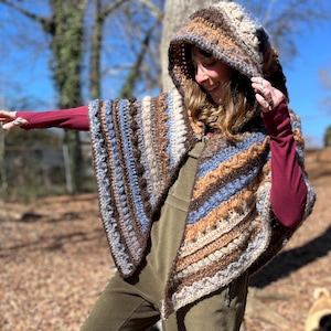 Crochet Pattern - Fable Cloak // Pixie Cape // Elf Poncho