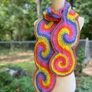 Crochet Scarf Pattern - Spiral Scarf Pattern